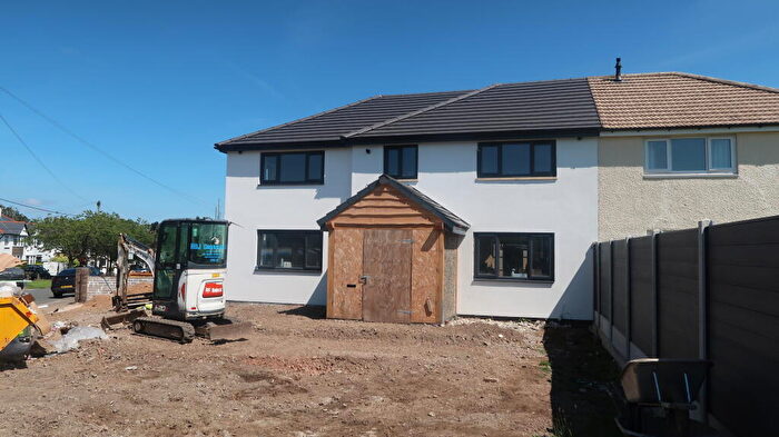 4 Bedroom Semi-Detached House For Sale In Sunnybank Road, Blackwood, NP12