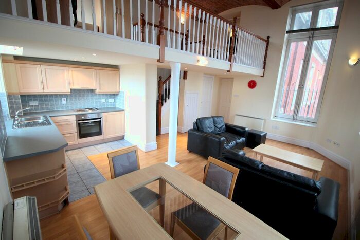 2 Bedroom Flat To Rent In The Royal Apartments, Wilton Place, Salford, M3