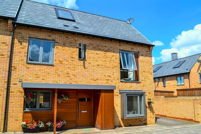 3 Bedroom Semi-Detached House To Rent In Forty Acre Road, Trumpington, Cambridge, CB2