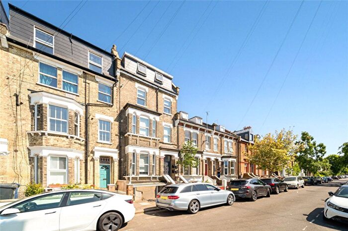 1 Bedroom Flat To Rent In Long Let - Allison Road, London, W3