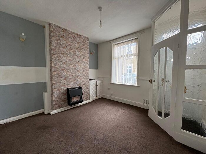 2 Bedroom House To Rent In Saltburn Street, Burnley, BB12