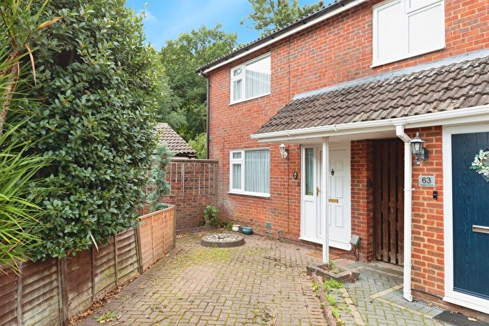 2 Bedroom Semi Detached House For Sale In Drakes Drive, Stevenage, SG2
