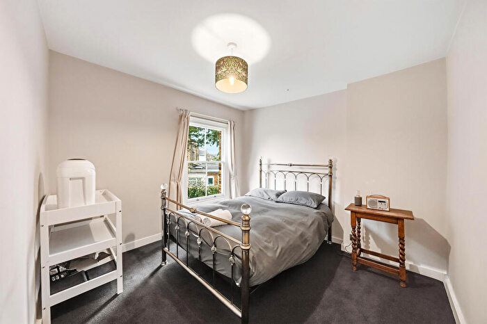 4 Bedroom Manor House To Rent In Gews Corner, Cheshunt, Hertfordshire, EN8
