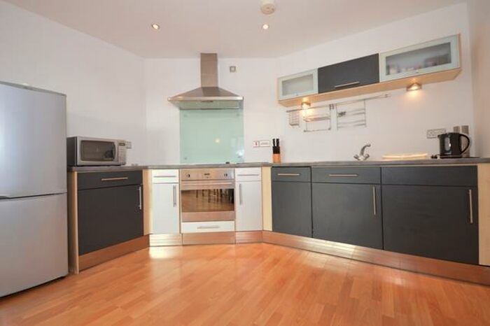 2 Bedroom Apartment To Rent In West One Plaza One, Cavendish Street, S3