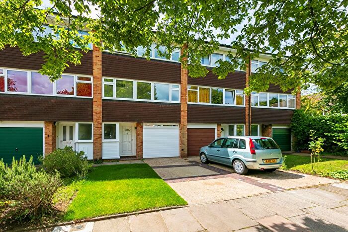 5 Bedroom Terraced House To Rent In Perryfield Way, Richmond, TW10