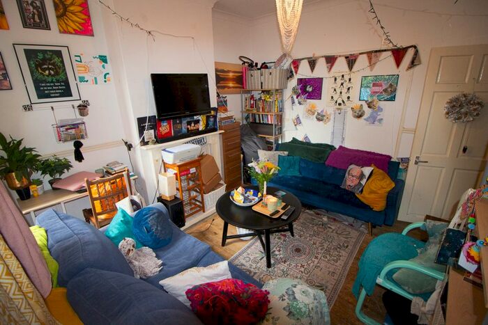 4 Bedroom Terraced House To Rent In Lymington Avenue, Wood Green, N22