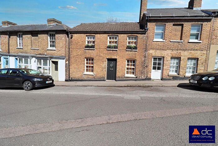 2 Bedroom Cottage For Sale In West Street, Harrow, HA1