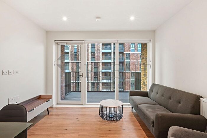 1 Bedroom Flat To Rent In Beeley House, Mary Neuner Road, N8