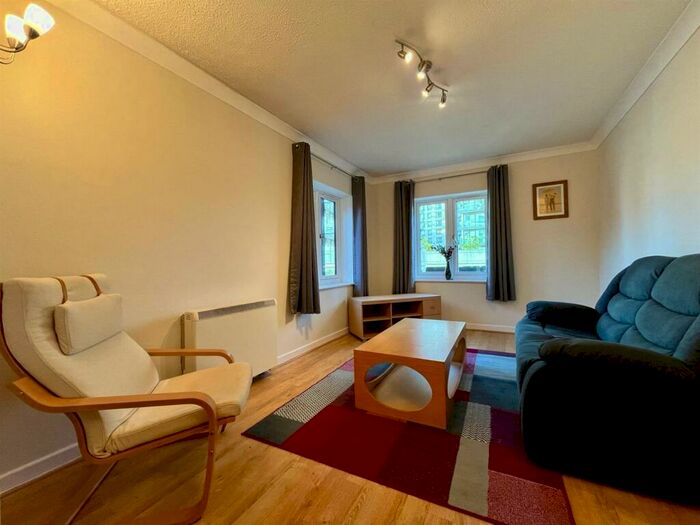 1 Bedroom Apartment To Rent In Queens Court, Bridge Street, Birmingham, B1