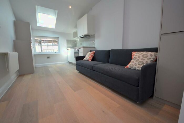 Studio To Rent In College Crescent, Swiss Cottage, NW3