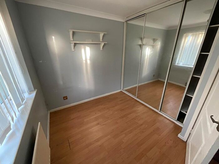 2 Bedroom Flat For Sale In Edgmond Court, Sunderland, SR2