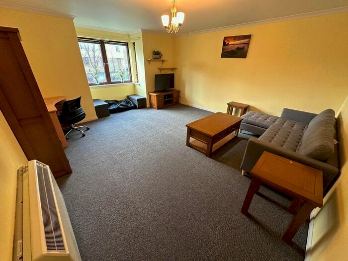 2 Bedroom Flat To Rent In Links View, Aberdeen, AB24