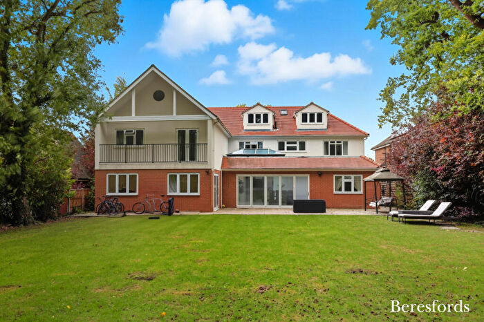 7 Bedroom Detached House For Sale In Widworthy Hayes, Hutton, CM13