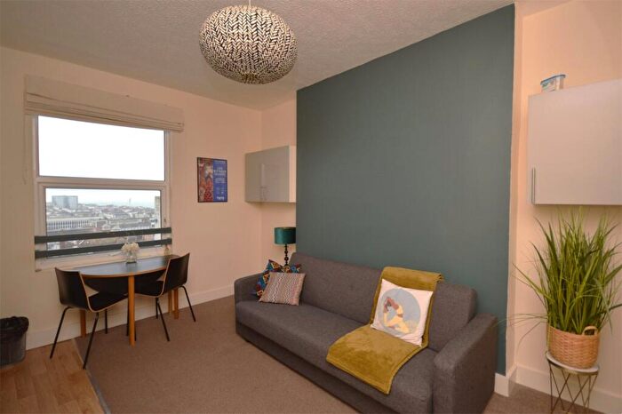 1 Bedroom Apartment To Rent In Buckingham Road, Brighton, BN1