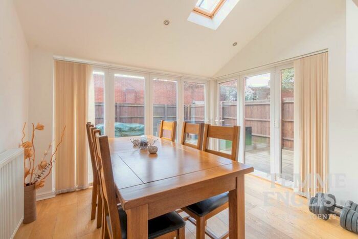 2 Bedroom Property To Rent In Gunner Mews, Colchester, CO1