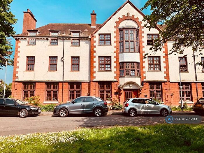 2 Bedroom Flat To Rent In Joseph Lister Lodge, London, E11