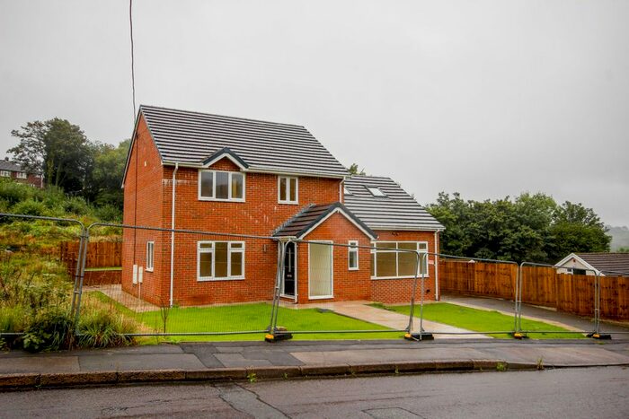 5 Bedroom Detached House For Sale In Pentwyn Road, Trinant, Crumlin, Newport, NP11