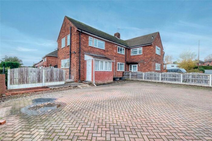 3 Bedroom End Of Terrace House To Rent In Lyttleton Avenue, Charford, Bromsgrove, B60