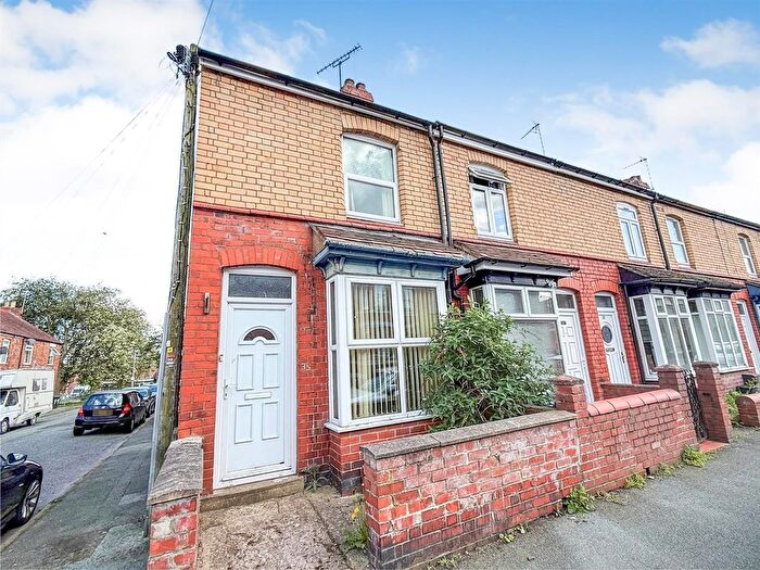 2 Bedroom End Terrace House For Sale In York Street, Oswestry, SY11
