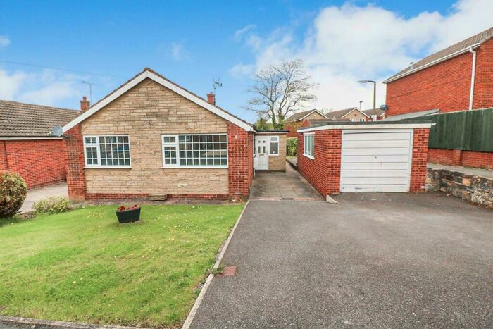 3 Bedroom Detached Bungalow To Rent In Haddon Way Aston Sheffield South Yorkshire, S26