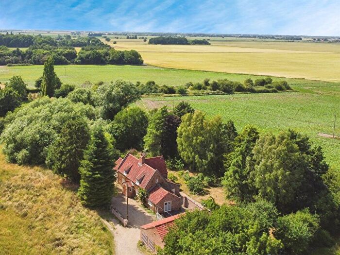 4 Bedroom Cottage For Sale In Tottenhill Row, Tottenhill, King's Lynn, PE33