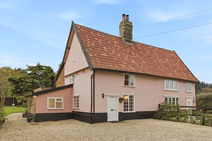 3 Bedroom Semi-Detached House For Sale In Back Street, Garboldisham, Diss, IP22