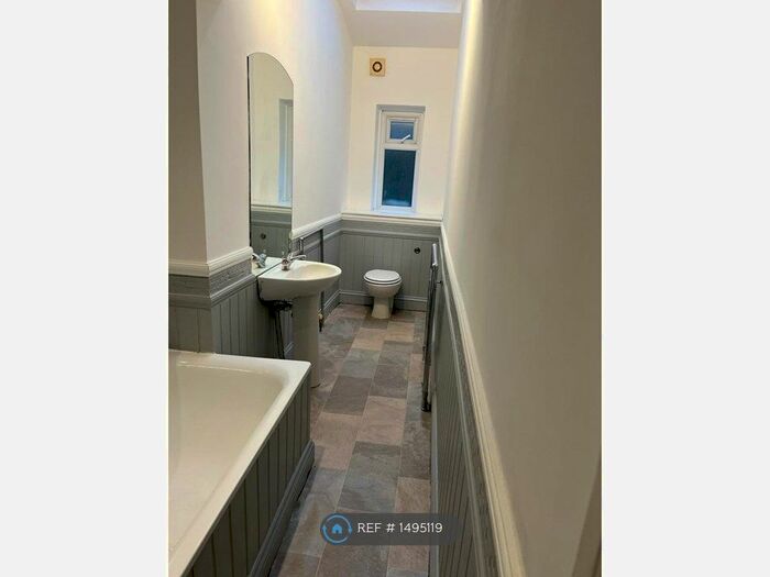 2 Bedroom Terraced House To Rent In Buckhurst Avenue, Carshalton, SM5