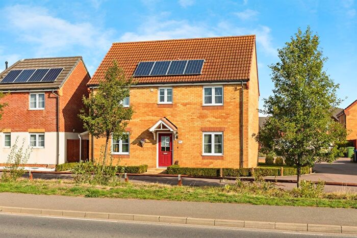 4 Bedroom Detached House For Sale In Foxglove Close, Whittlesey, Peterborough, PE7