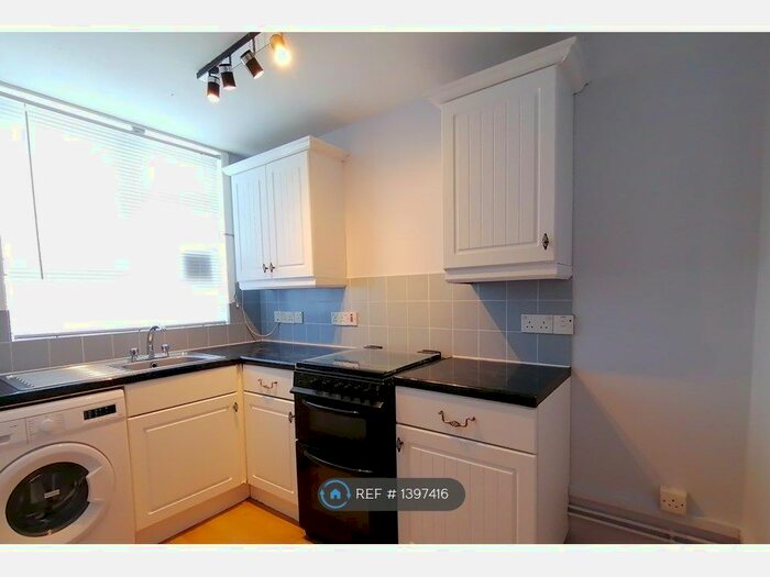 2 Bedroom Maisonette To Rent In Mary Mcarthur House, Belvedere, DA17