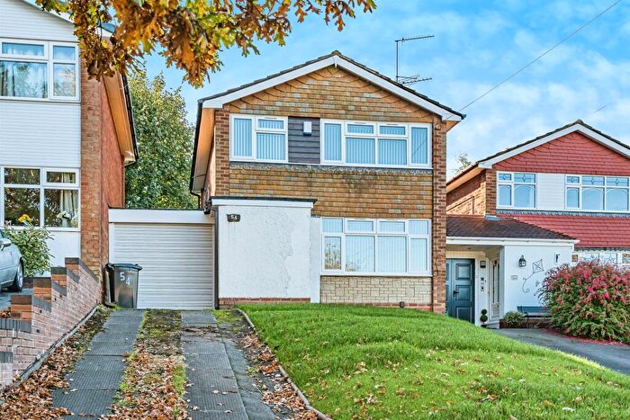 3 Bedroom House To Rent In Langland Drive, Dudley, DY3