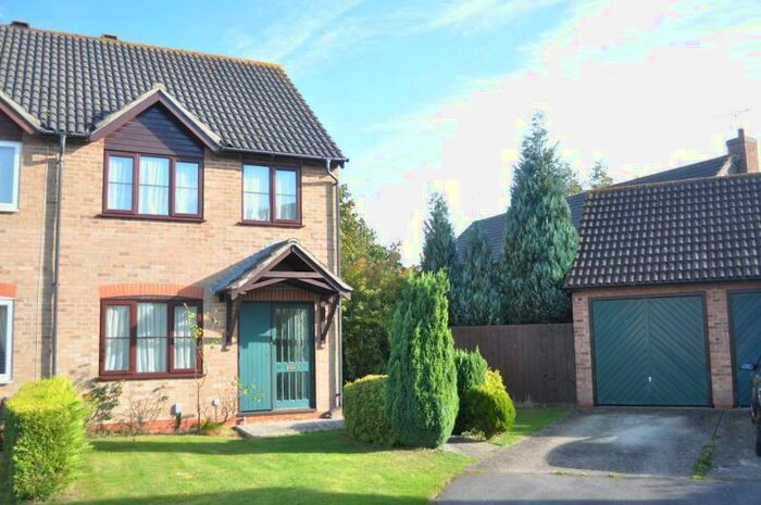 3 Bedroom Semi-Detached House To Rent In Dove Close, Andover, SP10