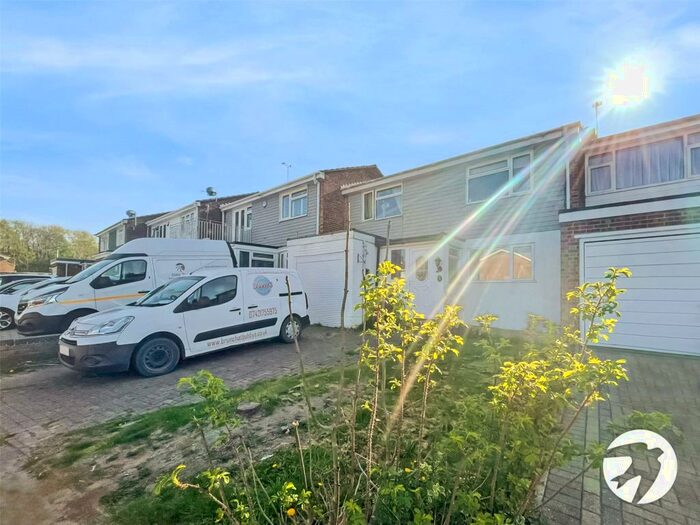 3 Bedroom House To Rent In Sandringham Road, Rainham, Gillingham, Kent, ME8