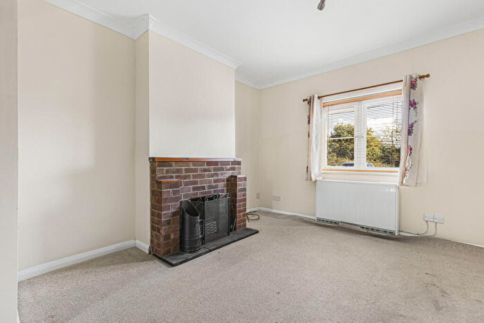 3 Bedroom End Of Terrace House For Sale In Challow, Faringdon, SN7
