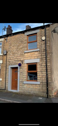 2 Bedroom End Of Terrace House To Rent In Mill Street, Glossop, Derbyshire, SK13