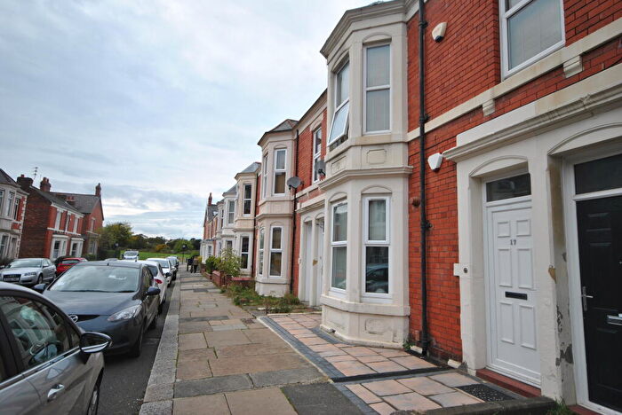 3 Bedroom Property To Rent In Holmwood Grove, Jesmond, Newcastle Upon Tyne, NE2