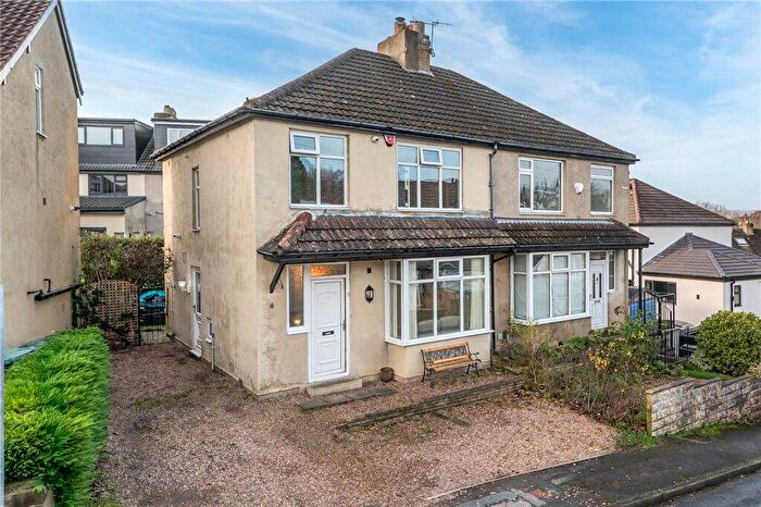 3 Bedroom Semi Detached House For Sale In Nab Wood Rise, Shipley, West Yorkshire, BD18