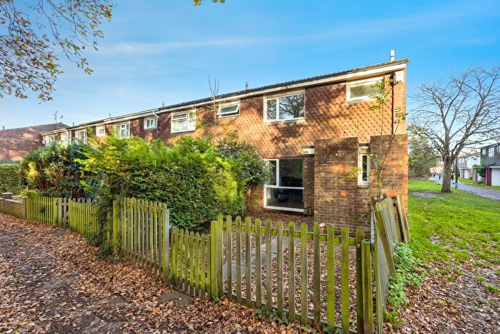 3 Bedroom End Terrace House For Sale In Mitford Walk, Crawley, West Sussex, RH11