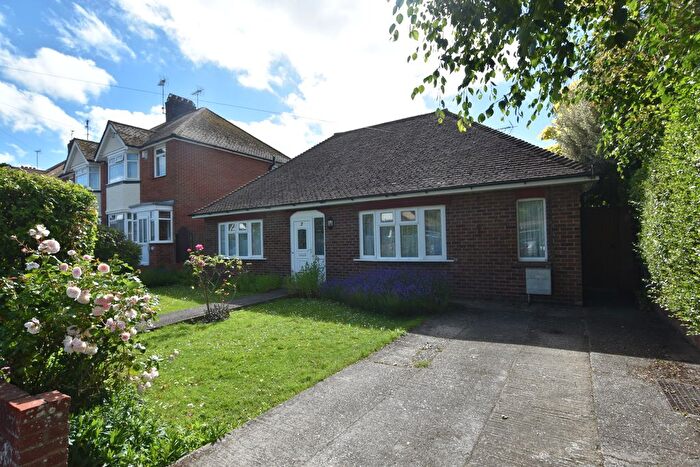 2 Bedroom Detached Bungalow For Sale In Mutrix Gardens, Margate, CT9