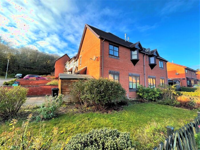 2 Bedroom End Of Terrace House To Rent In Holly Court, Barnfields, Newtown, Powys, SY16