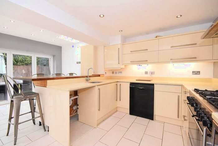 4 Bedroom Detached House To Rent In Chenies Green, Bishop Stortford, CM23