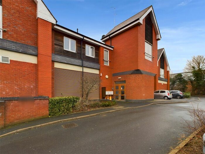 1 Bedroom Flat For Sale In Berkeley Way, Warndon, Worcester, Worcestershire, WR4