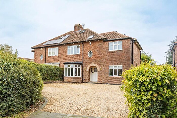 5 Bedroom Property For Sale In Sim Balk Lane, Bishopthorpe, YO23
