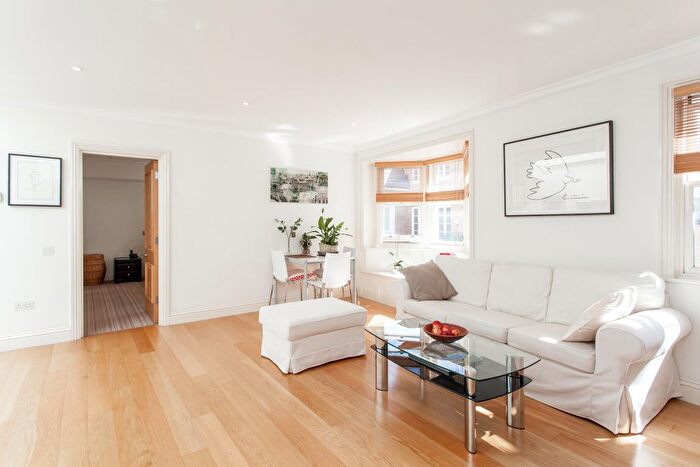 1 Bedroom Flat To Rent In Vantage Place, London, W8