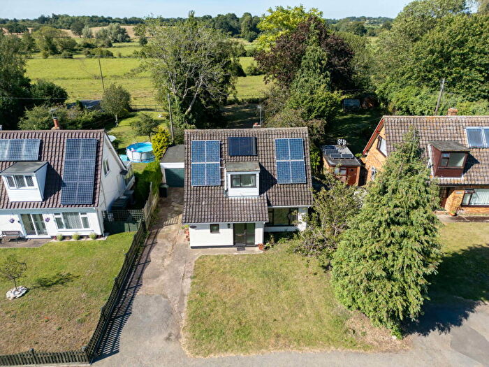 3 Bedroom Detached House For Sale In Low Street, Oakley, IP21