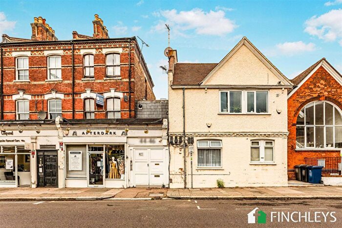 1 Bedroom Flat To Rent In Hendon Lane, Finchley Central, N3