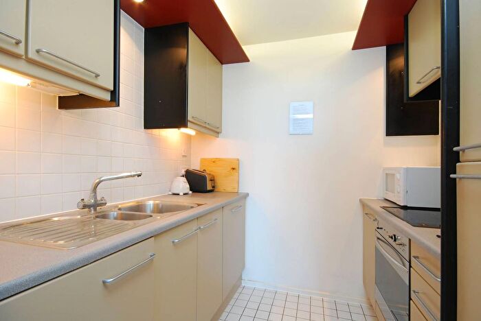 1 Bedroom Flat To Rent In Cromwell Road, South Kensington, London, SW7