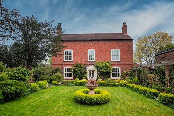 7 Bedroom Detached House For Sale In High Street, Sutton-On-Trent, Newark, NG23