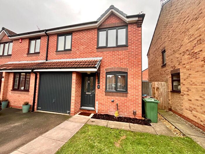 3 Bedroom Semi Detached House To Rent In Globe Avenue, Stafford, ST17