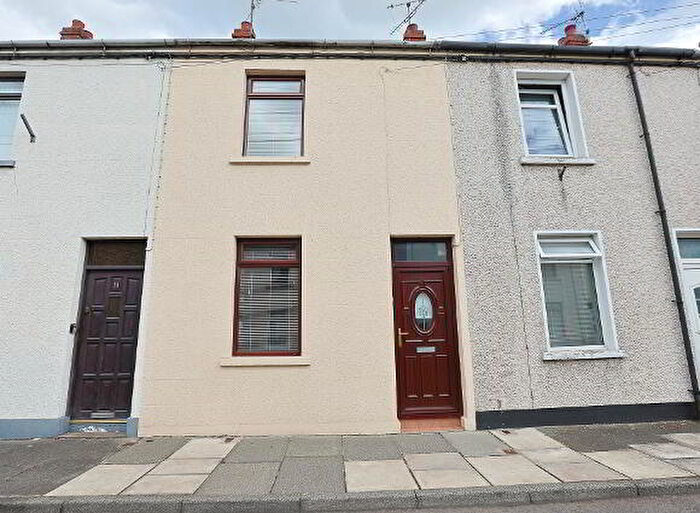 2 Bedroom Mid Terraced House For Sale In North Street, Portadown, BT62