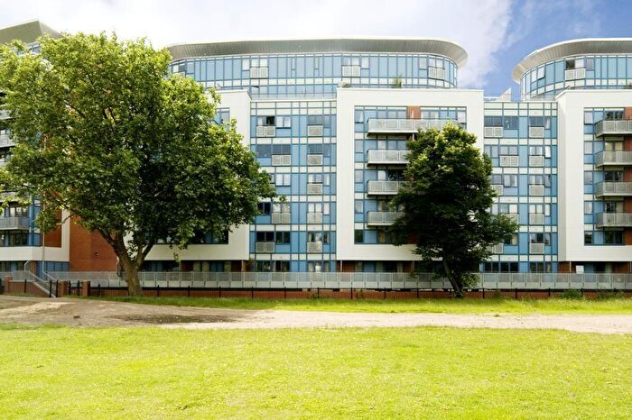 2 Bedroom Apartment To Rent In Rathnew Court, Meath Crescent, Bethnal Green, London, E2
